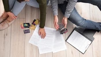 Mehr erfahren über Gründe für Überschuldung